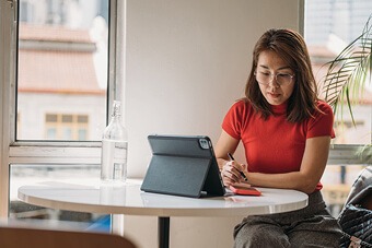 lady working on tablet